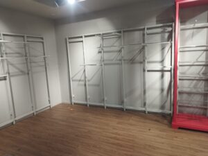 Lot de 7 structures murales avec accessoires – L4,2 m (60 x 220 cm)