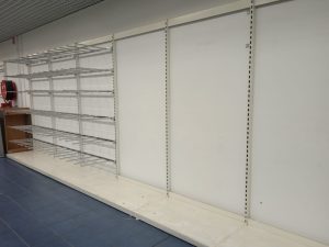 Lot de 12 gondoles murales + barres de charges et broches