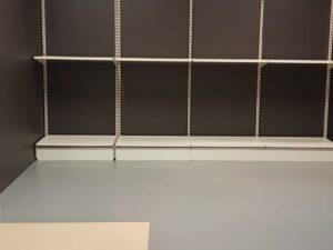 Lot de 5 gondoles simples métalliques sans fond avec tablettes