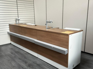 Comptoir d’accueil L 3,20 m