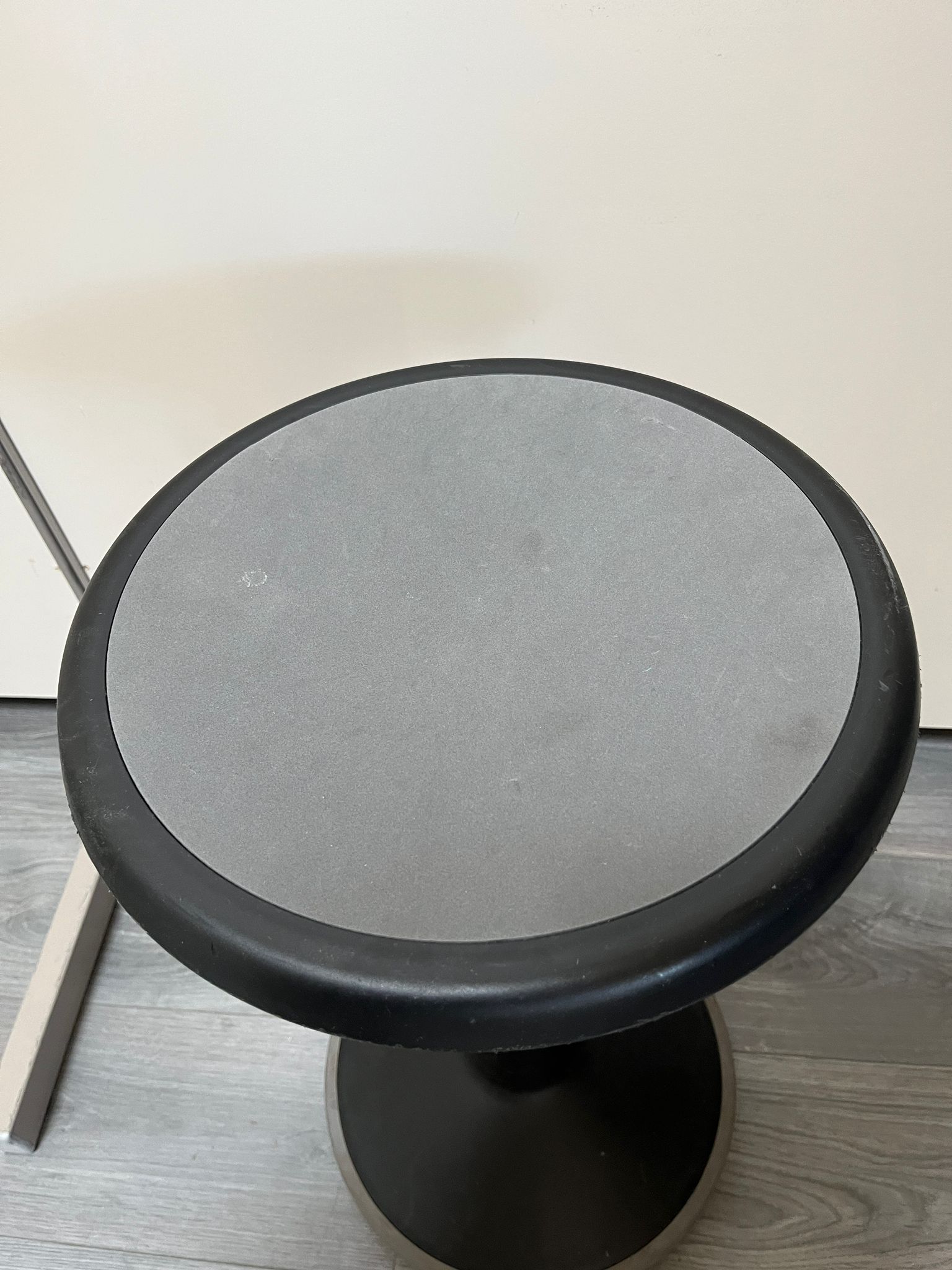 Tabouret de bureau INTERSTUHL noir – H45 à 63 cm – Image 2