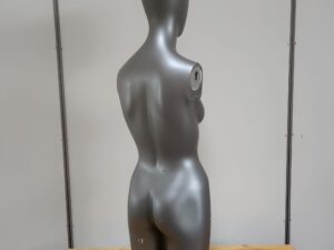Mannequin buste demi-cuisse femme gris