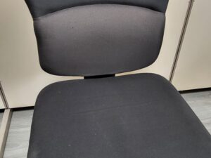 Chaise de bureau noire Steelcase réglable en hauteur – L47 cm