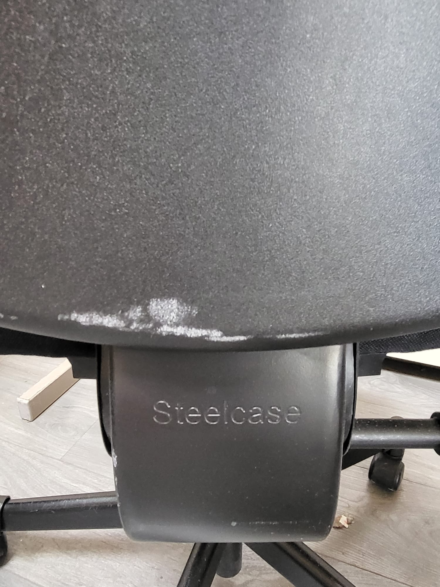 Chaise de bureau noire Steelcase réglable en hauteur – L47 cm – Image 4