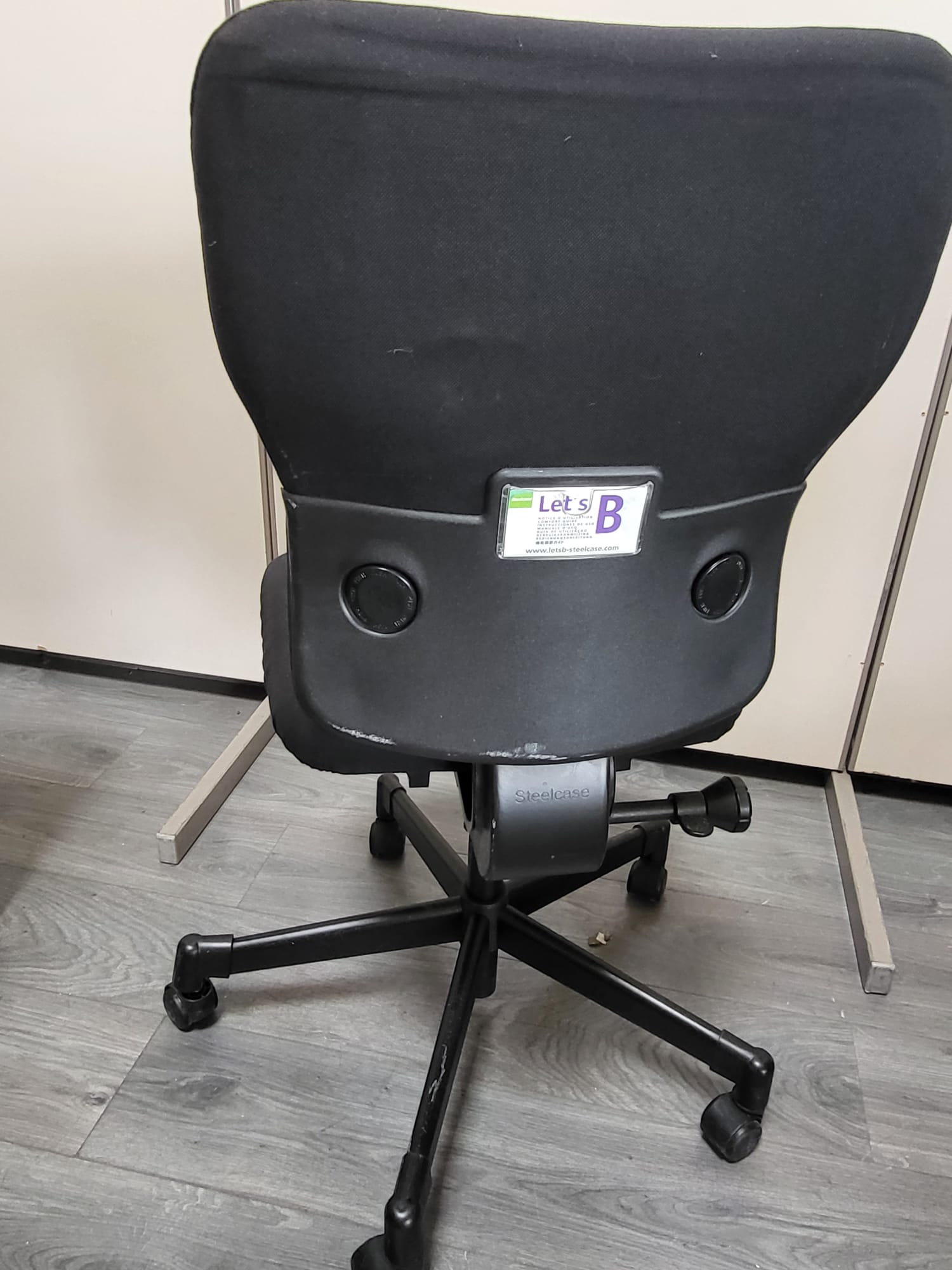 Chaise de bureau noire Steelcase réglable en hauteur – L47 cm – Image 5