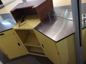Comptoir magasin + PMR L 2,85 m