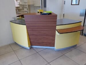 Comptoir magasin + PMR L 2,85 m