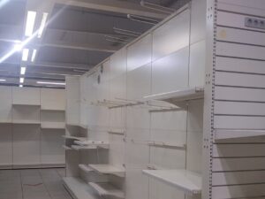 Lot de 7 gondoles doubles + TG métalliques avec tablettes