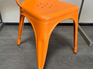 Chaise bistrot TOLIX orange – H86 cm