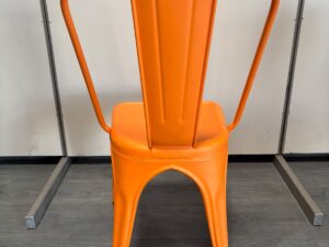 Chaise bistrot TOLIX orange – H86 cm