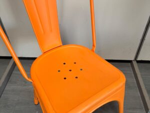 Chaise bistrot TOLIX orange – H86 cm