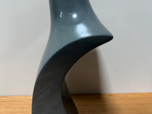 Buste présentoir à bijoux gris – H34 cm
