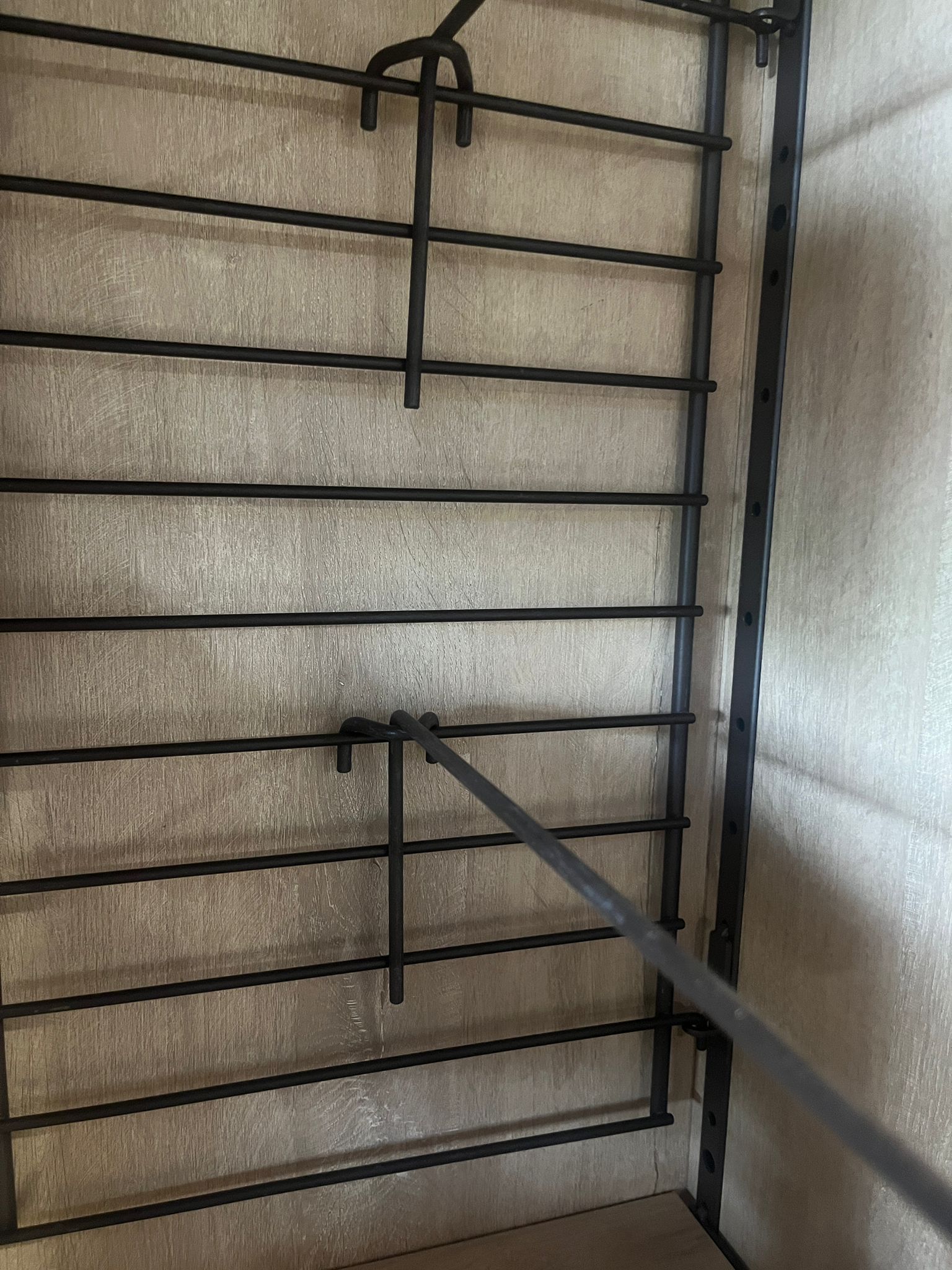Lot de 10 broches pour fond grille métallique – L42 cm – Image 2