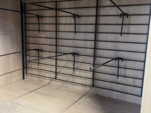 Lot de 10 broches pour fond grille métallique – L42 cm