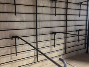Lot de 10 broches pour fond grille métallique – L42 cm