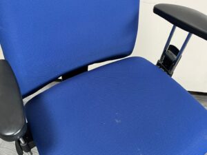 Chaise de bureau réglable