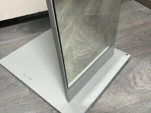 Miroir sur pied 160 x 30,5 cm