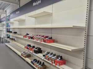 Lot de 9 gondoles murales (avec fond) ≈ 11,25 ml