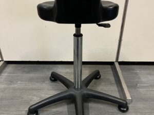 Siège de caisse noir réglable – Ø60 x H76/88 cm