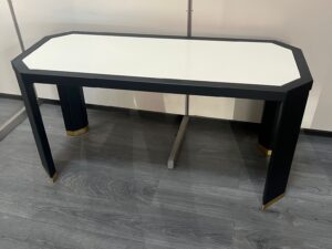 Table basse de présentation L 118 cm