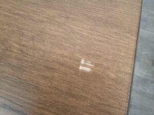 Table de présentation L 120 cm