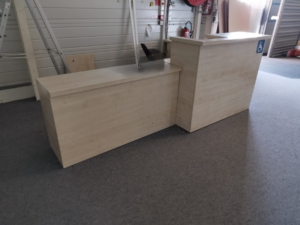 Comptoir d’accueil L 4,40 m