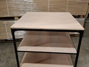 Table de présentation sur roulettes L 91 cm