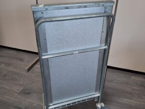 Chariot manutention sur roulettes