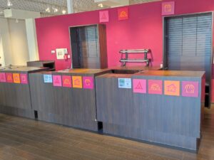 Comptoir d’accueil + PMR modulable