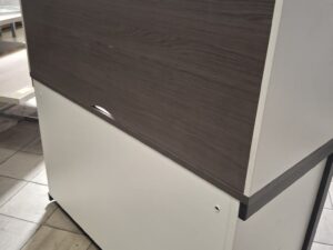 Meuble de présentation sur roulettes – 5 niveaux – L125 x P62,5 x H131,5 cm