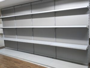 Lot de 23 éléments muraux ≈ 27,60 ml