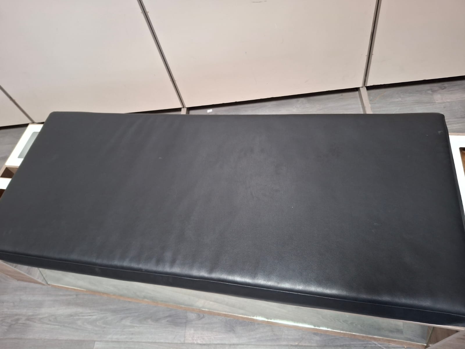 Grande Banquette Simili Cuir L 201 cm – Image 5