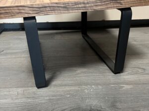 Table basse en bois 45,5 x 39 cm
