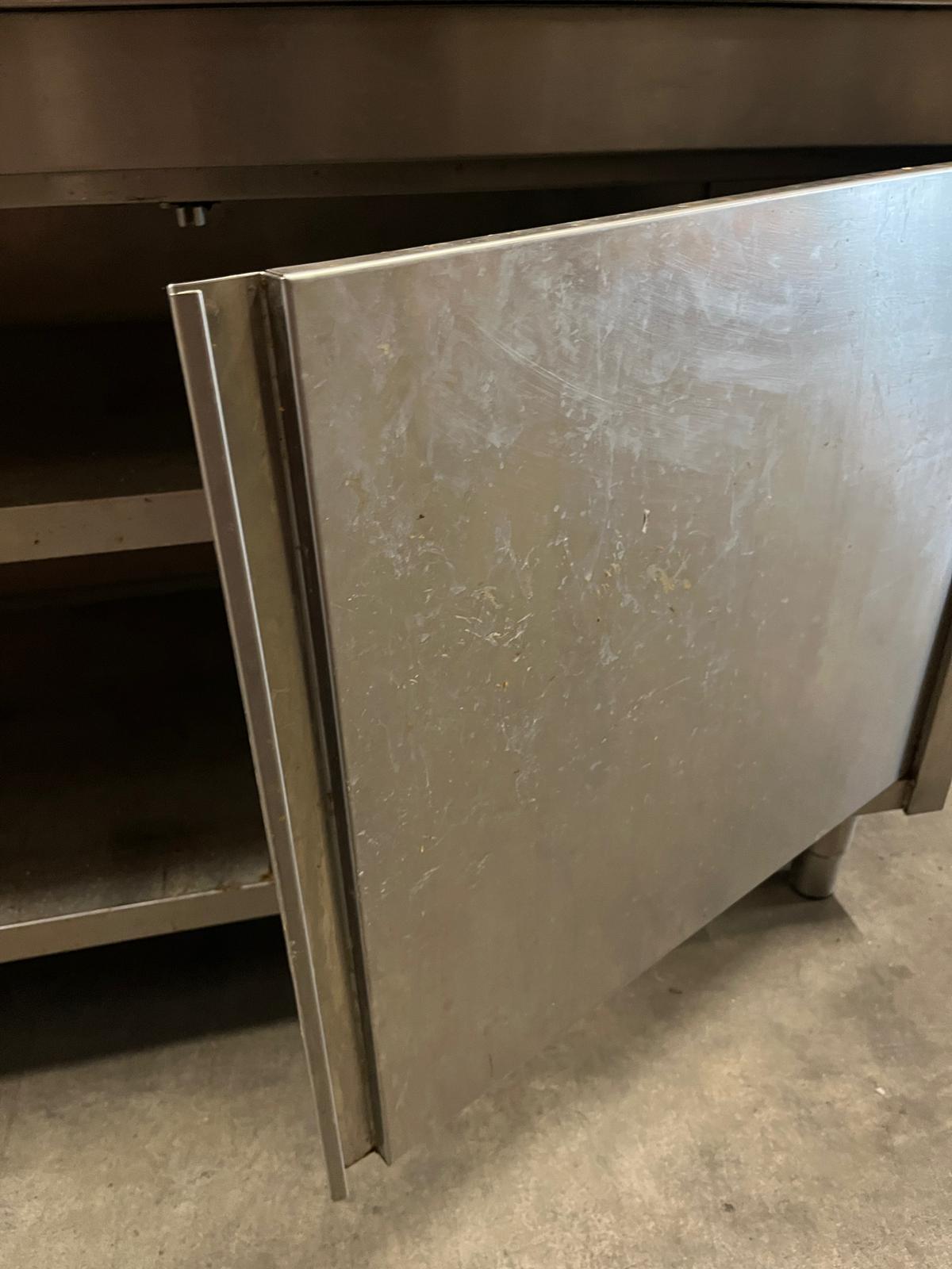Meuble bas Inox avec dosseret L 140 cm – Image 6