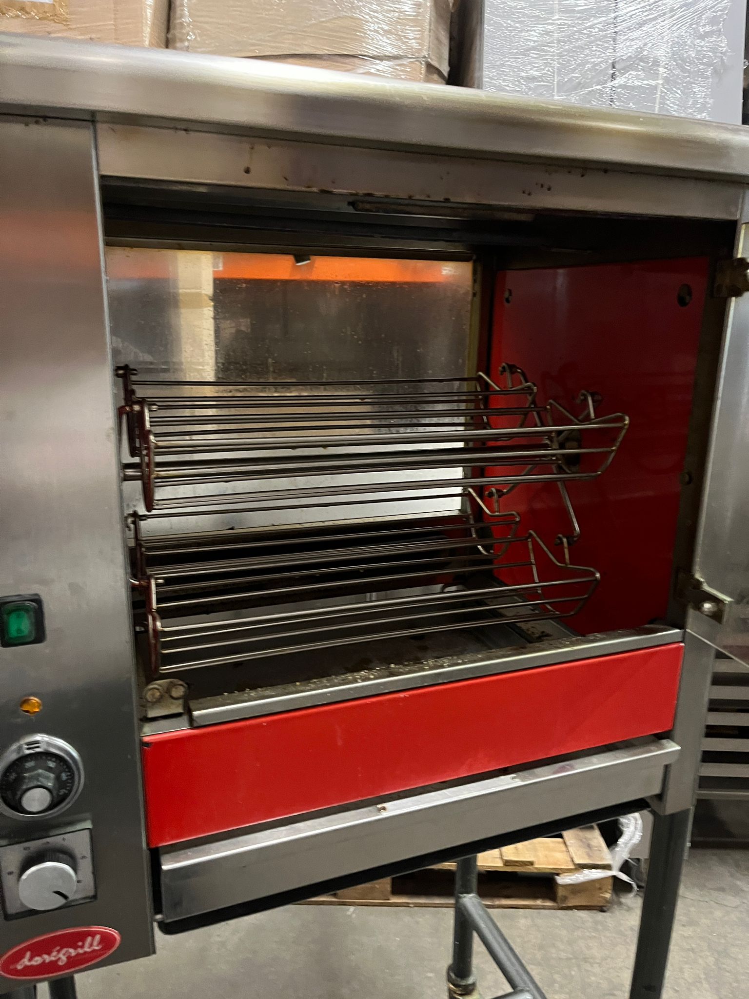 Rôtissoire à poulets sur roulettes DOREGRILL 12NE – 16 poulets – Image 2