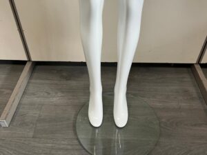 Mannequin Complet Femme + Socle