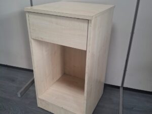 Meuble sur roulettes 50 x 50 cm