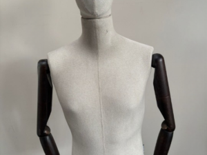 Mannequin Buste Homme Aaron en Tissu + Socle Métallique