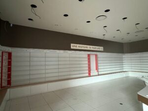 Lot de 12 éléments muraux ≈ L 9,60 m
