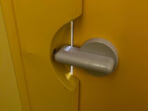 Cabine d’essayage jaune H 251 cm