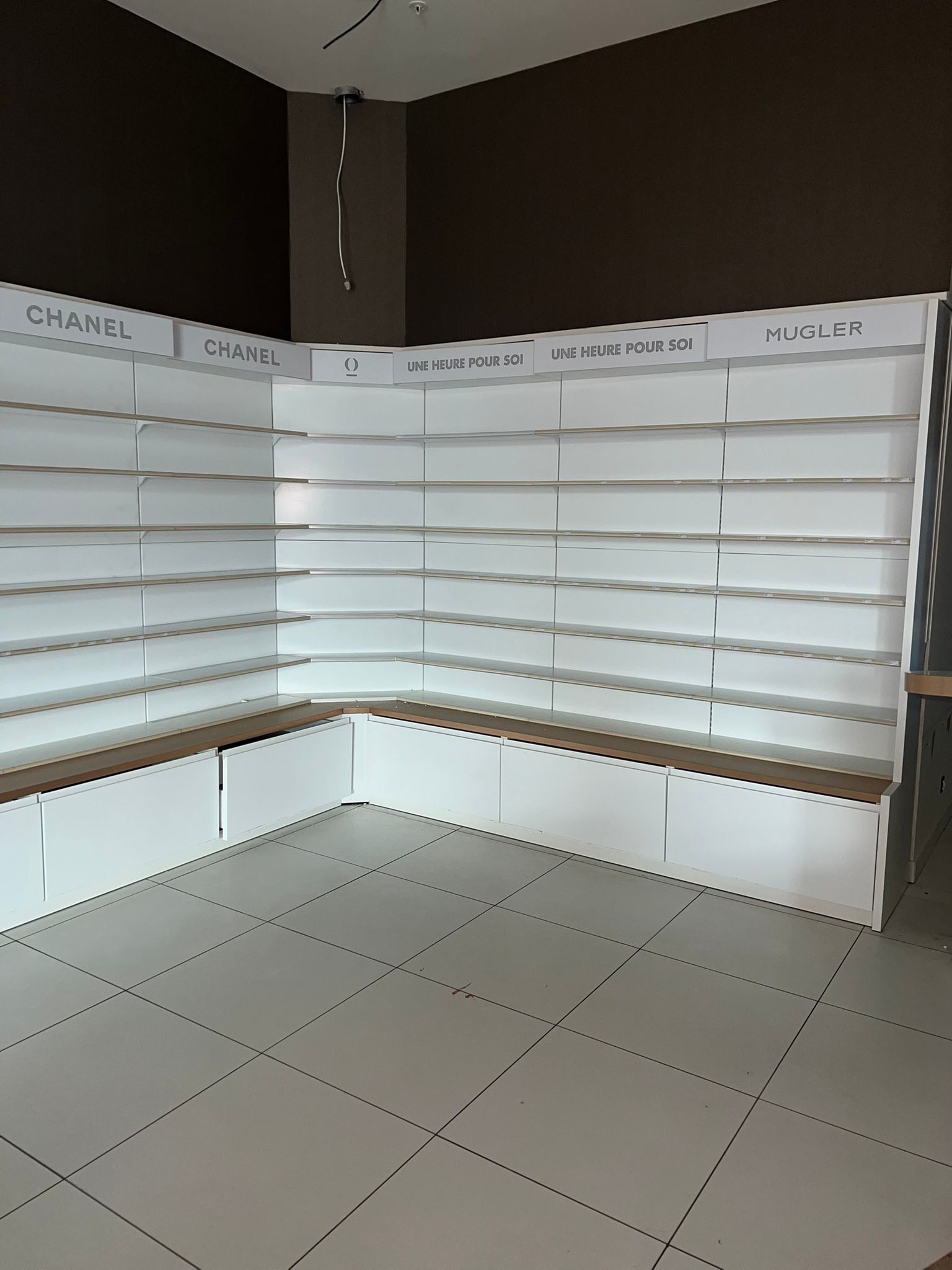 Lot de 3 éléments muraux ≈ L 2,40 m – Image 3