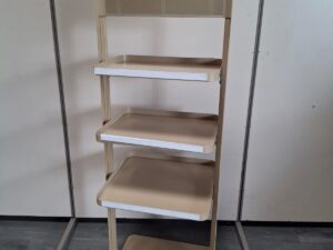 Présentoir 3 niveaux H 145 cm