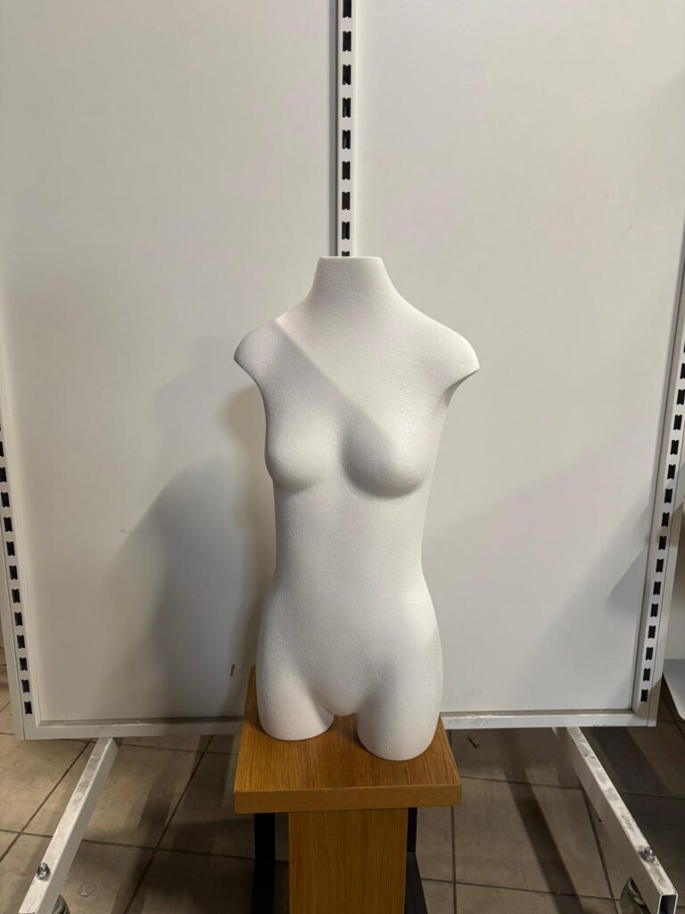 Buste mannequin femme H 75 cm