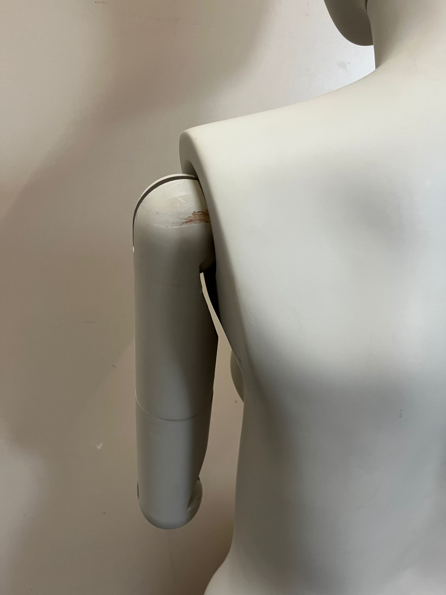 Mannequin demi-cuisse femme – Image 3