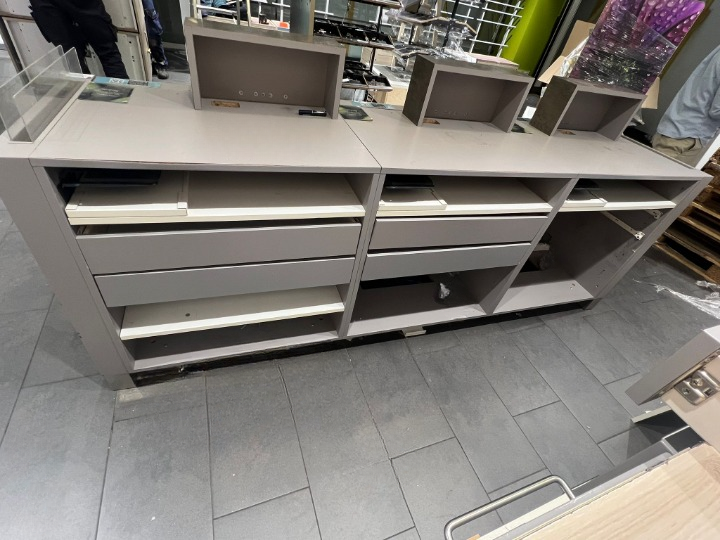 Comptoir d’accueil avec arrière comptoir L 2,56 m – Image 2