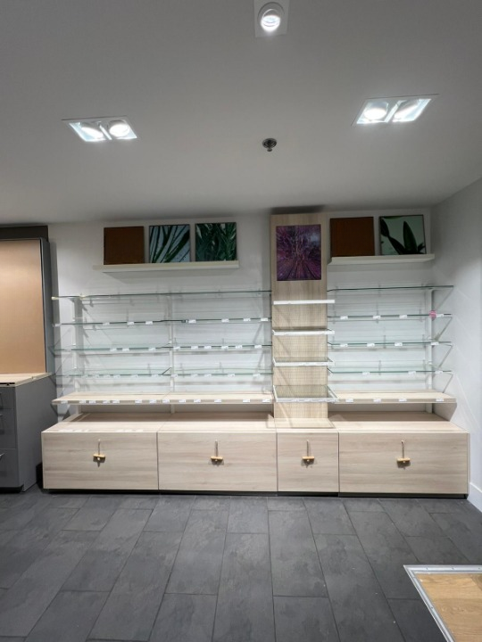 Lot de 4 éléments muraux L 3,54 m