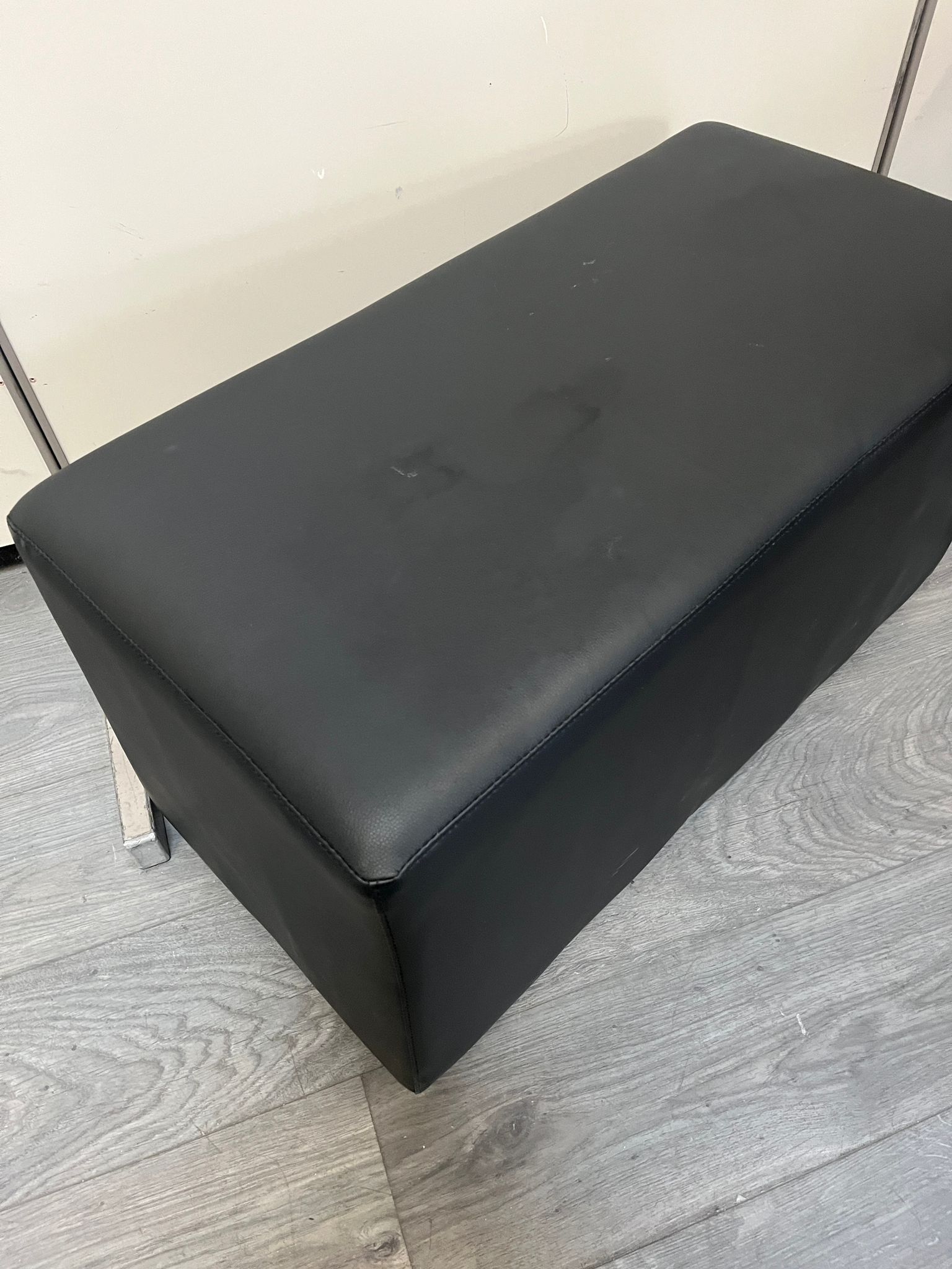 Pouf / Banquette simili cuir L 80 cm – Image 4