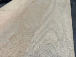 Table basse de présentation L 101 cm