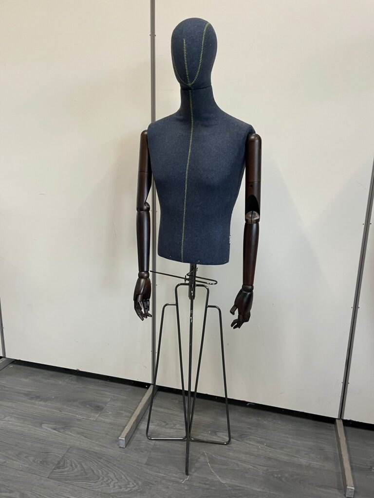 Mannequin buste sur pied Homme tissu