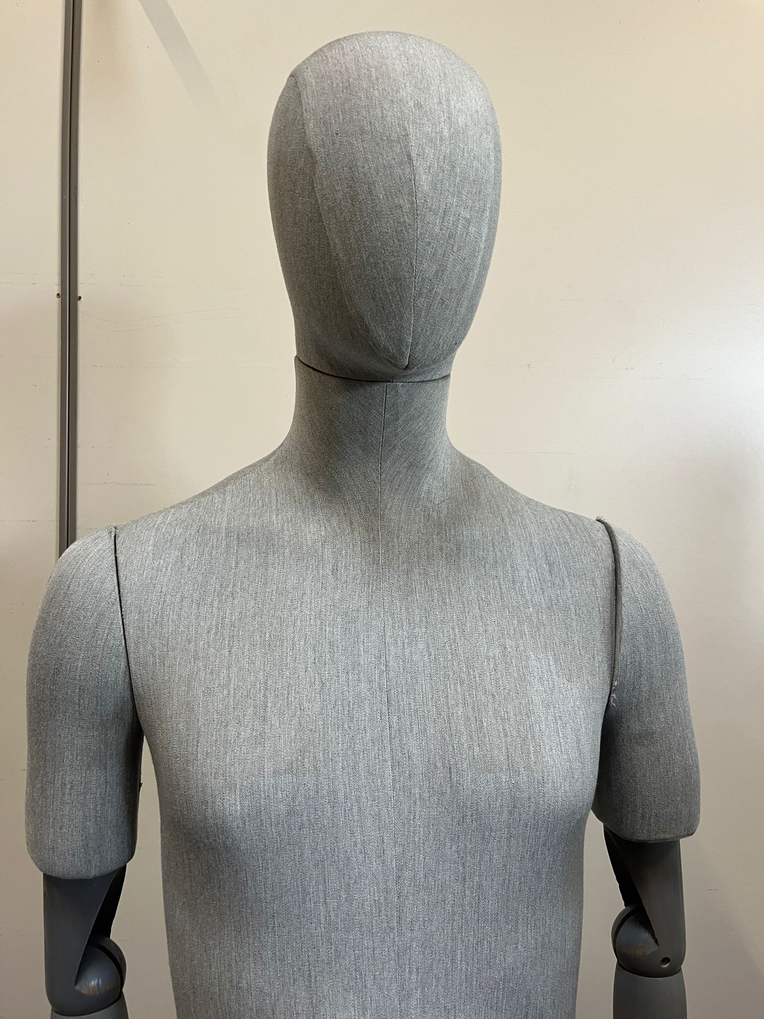 Mannequin Homme tissu + Socle – Image 2